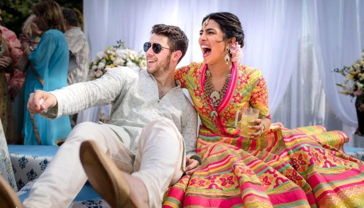 First Pics of Priyanka Chopra & Nick Jonas WEDDING Sangeet & Mehendi Ceremony From Jodhpur Palace