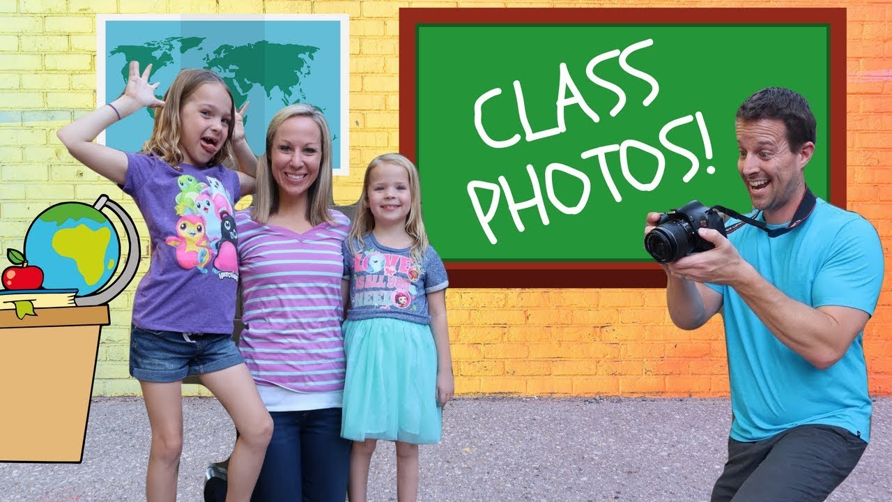 Class Picture Day at FAKE Toy School !!!