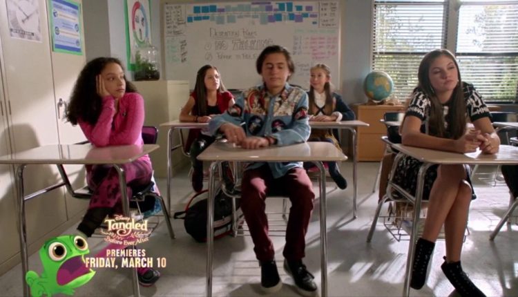 Stuck in the Middle "the School Photo" Ending