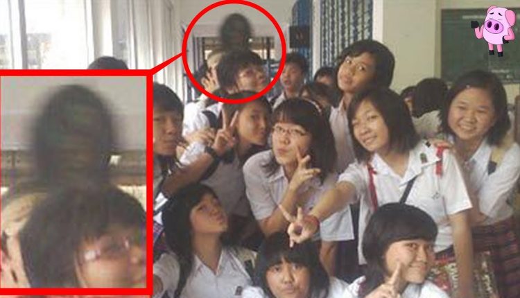 10 Real Ghosts That Have Appeared in School Photos