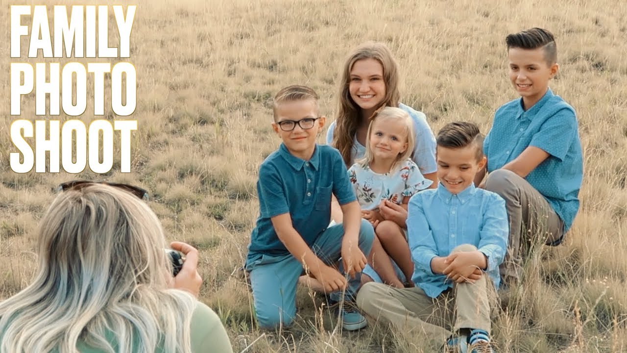 SCENIC FAMILY PICTURES IN GOLDEN MEADOW AT SUNSET | BINGHAM FAMILY PHOTO SHOOT 2018