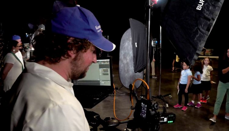 Matthew Kemmetmueller Shooting Tethered High-Volume School Photography