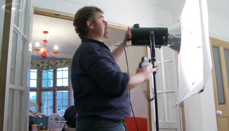 How To Set Up a Home Photo Studio Part 1b