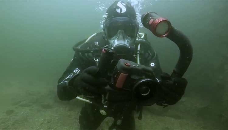 Underwater Camera Review: SeaLife DC2000 Camera & Sea Dragon 2500 Photo/Video Light