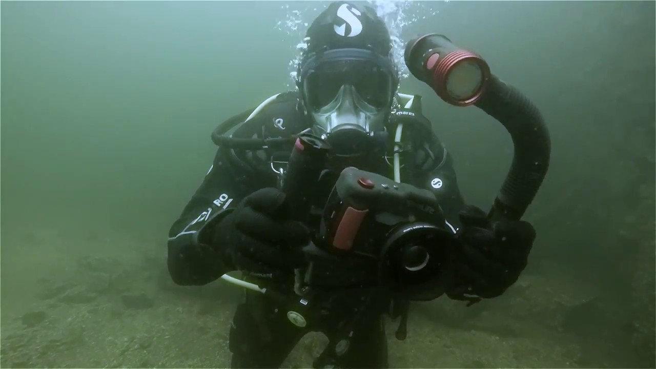 Underwater Camera Review: SeaLife DC2000 Camera & Sea Dragon 2500 Photo/Video Light