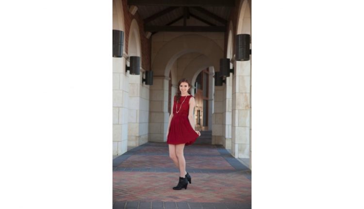 High School Senior Photos Humble, TX - Why Senior Pictures Are Important