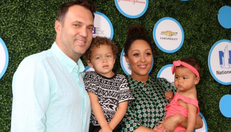 Tamera Mowry-Housley Posts Photo Of Children's First Day Of School