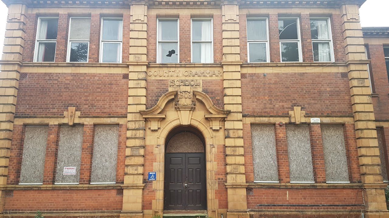 Abandoned Grammar School  ( Found School Photo's )