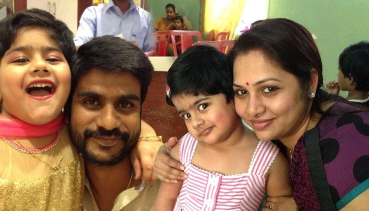 Zee Tamil Thalayanai Pookal Shree Kumar Family Photo |Thalayanai Pookal Tv Serial