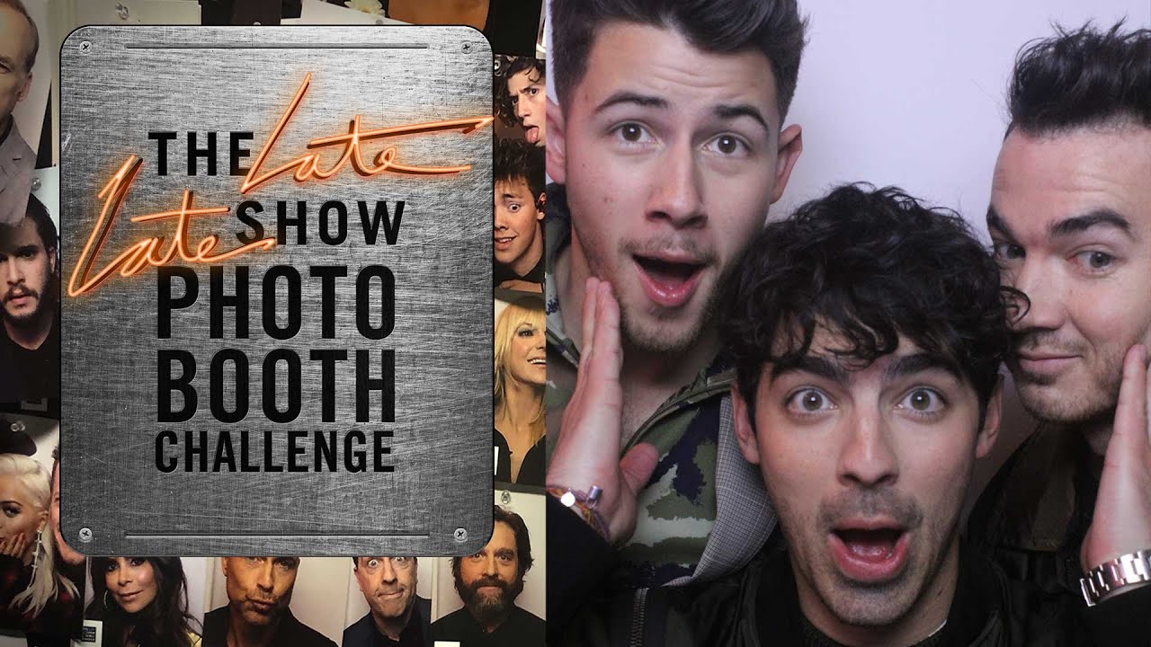 Three-Second Photo Booth Challenge w/ Jonas Brothers