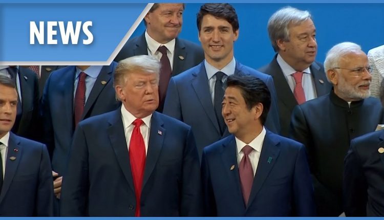 G20 leaders pose for family photo