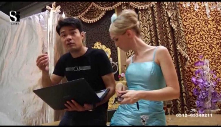 DHgate: How the Model Shoots Photos, New Chiffon Lace Wedding Dresses from Saral Bridal