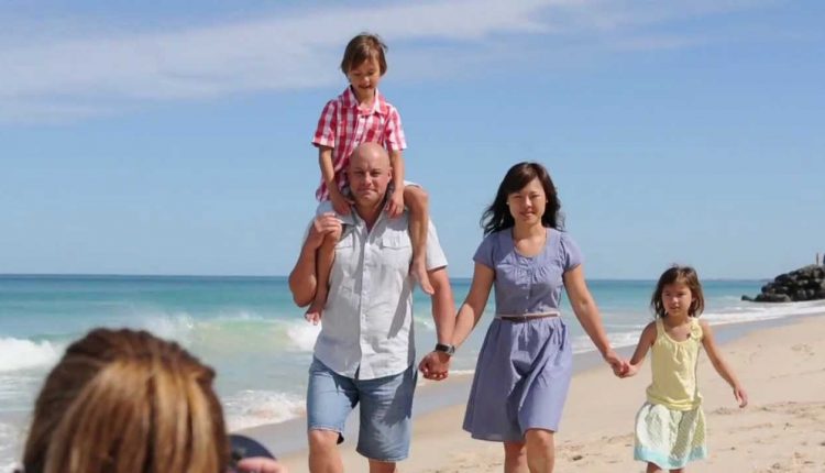 Lanie Sims Photography - Behind the scenes of a family photo session