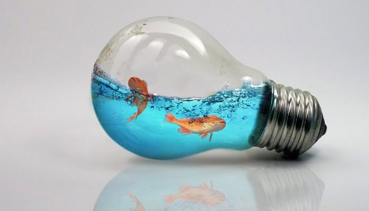 Photoshop Tutorial | Photo Manipulation | Water Splash in Bulb