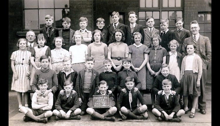 20 Old Class School Photos from Salford, Lancashire - DSLR Guru