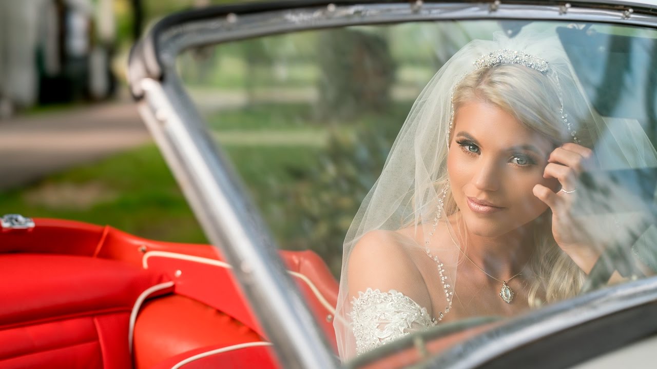 High Speed Sync Flash Bridal Shoot using the Sony FE 100mm STF with a 1957 Triumph