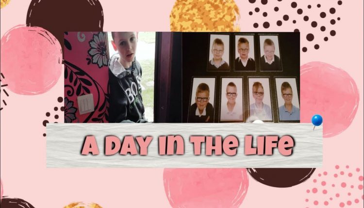 Day In The Life | Babysitting | Hilarity | School Photo's
