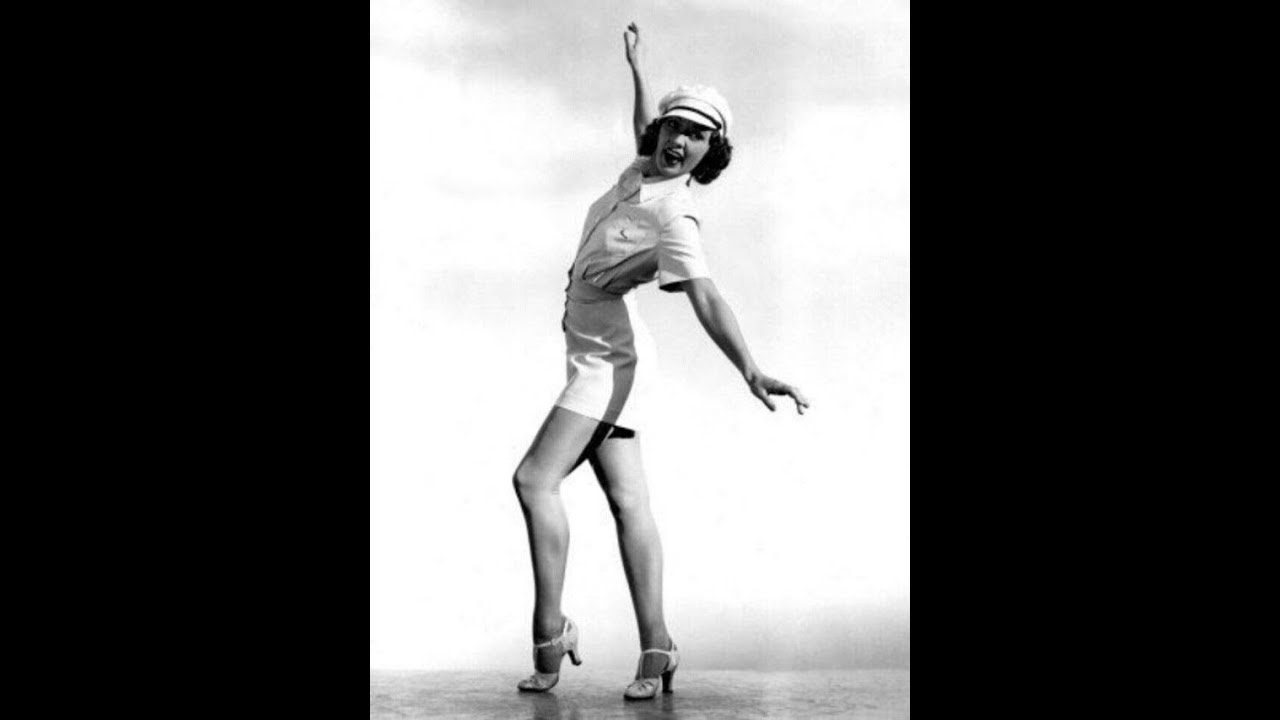 30 Fascinating Vintage Photographs Showing Dancer & Actress Eleanor Powell in the 1930s and