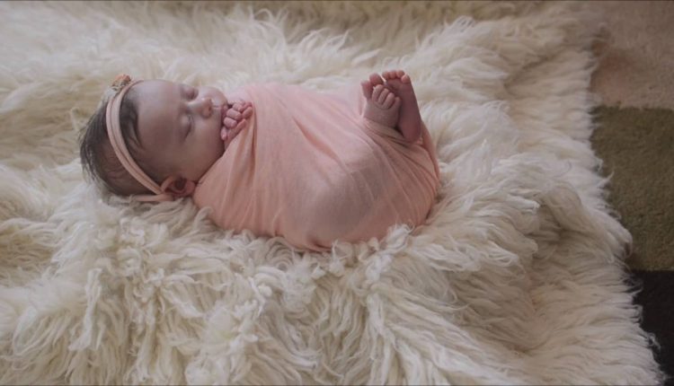 Newborn Photography wrapping tutorial