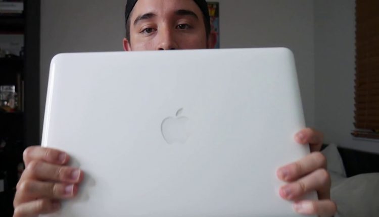 Best Budget Laptop for photographers under $300!!