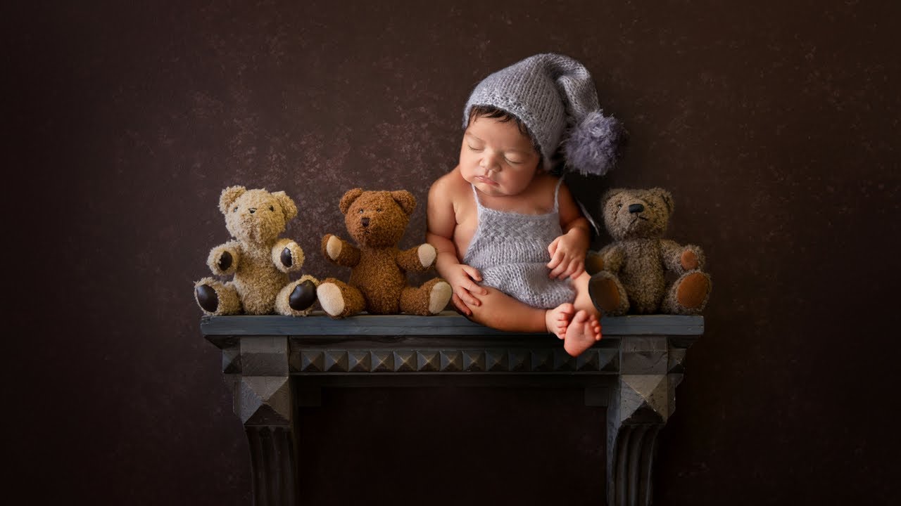 CREATIVE Newborn photo session | newborn photography with Digital Backdrops