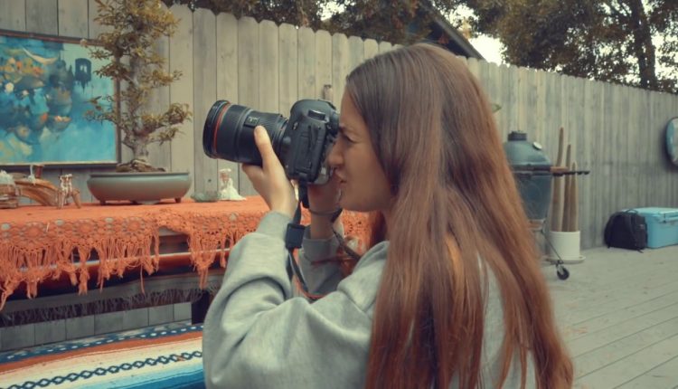 NATURAL LIGHT PHOTOSHOOT | 24-70 2.8 ft. SONYA ESMAN