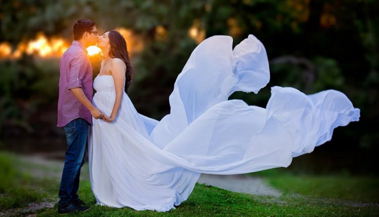 PREGNANCY PHOTOGRAPHY with a lot of maternity outfits, pregnancy photography poses