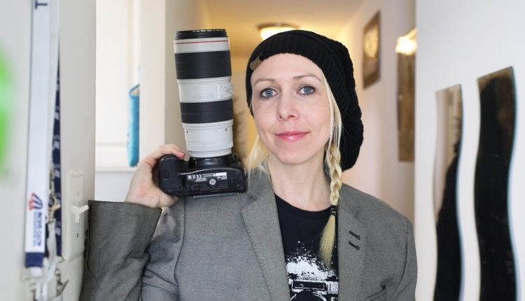 How to get into CORPORATE EVENT PHOTOGRAPHY - tips to get clients and jobs!