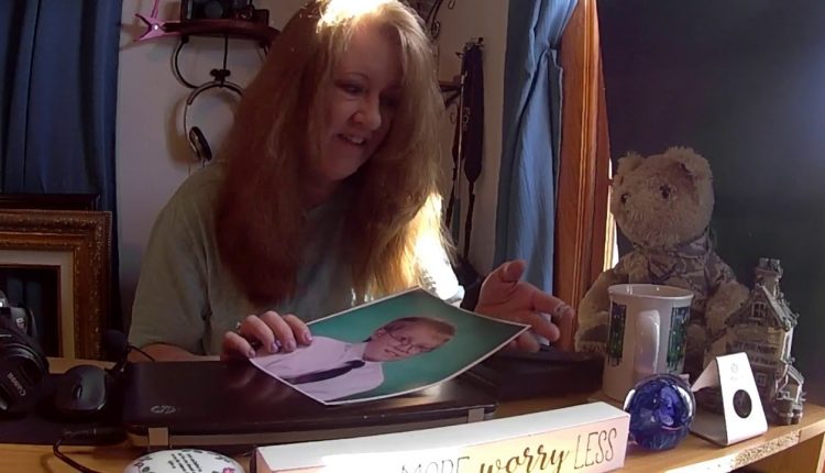 Never buy school photos again!