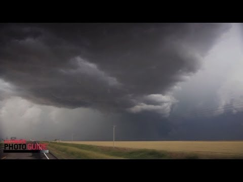 Photography Tips - Storm Chasing Basics: Equipment and Composition