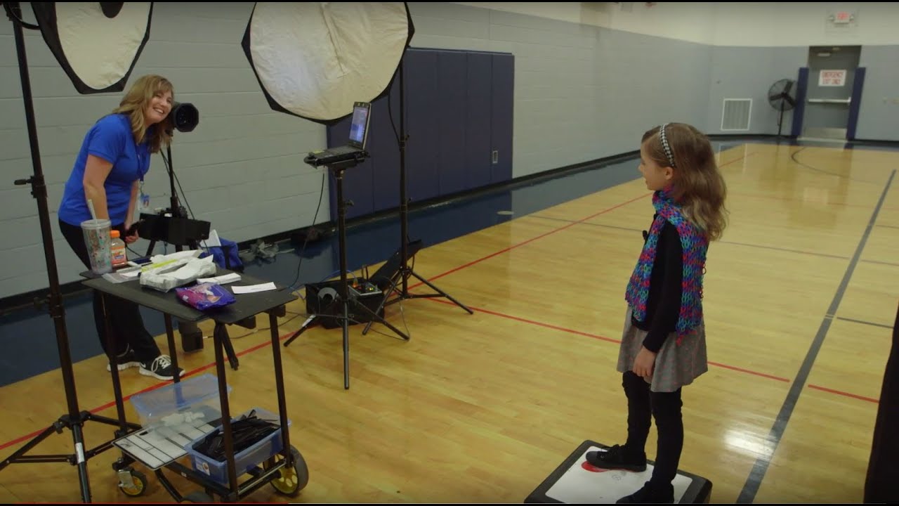 Behind the Scenes of a Lifetouch School Portrait