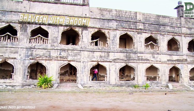 Bhavesh with bhumi after wedding song by Drasti Photo Art veraval mo-9712190065