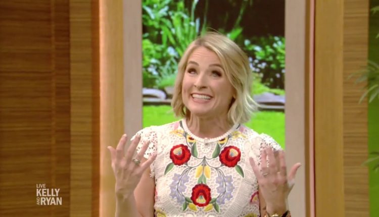 Meaghan Murphy Gives Tips on Taking the Perfect Family Photo