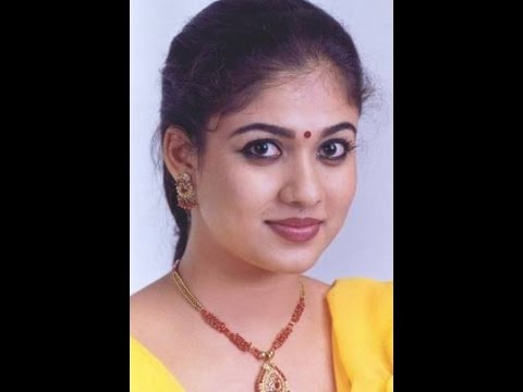 Nayanthara Childhood Photos & Family Photos - DSLR Guru