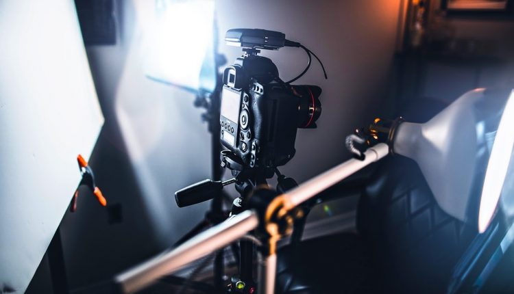 CHEAP LIGHTING SETUP on a Budget! - DIY