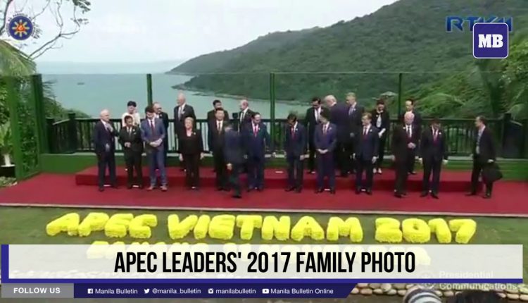 APEC Leaders' 2017 family photo
