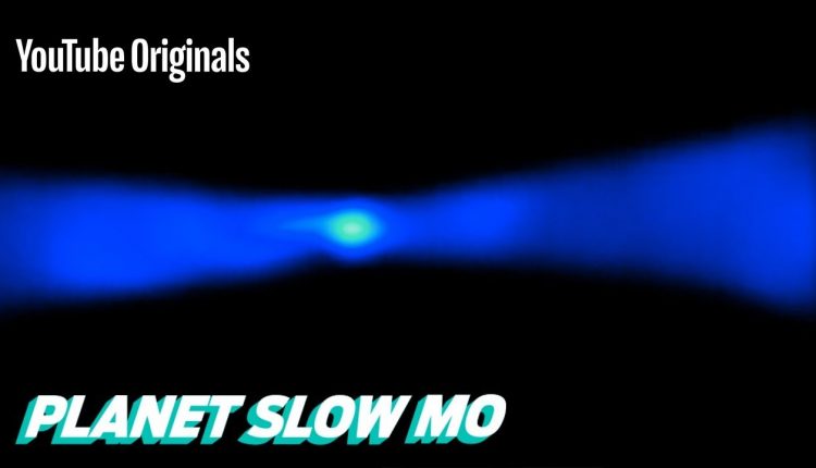 Filming the Speed of Light at 10 Trillion FPS