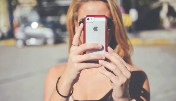 DIY Portraits With A Smartphone