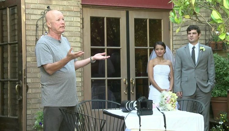 First Look - Wedding Photography Tips with Joe Buissink