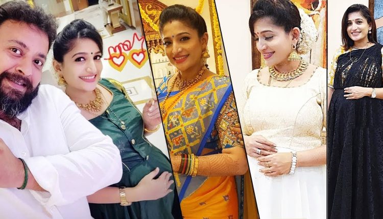 Serial Actress Santhoshi's Pregnancy Photos | Baby Bump